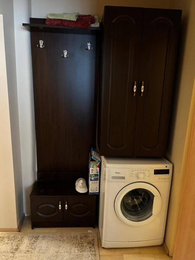 Lalelelor Apartment Suceava Luaran gambar